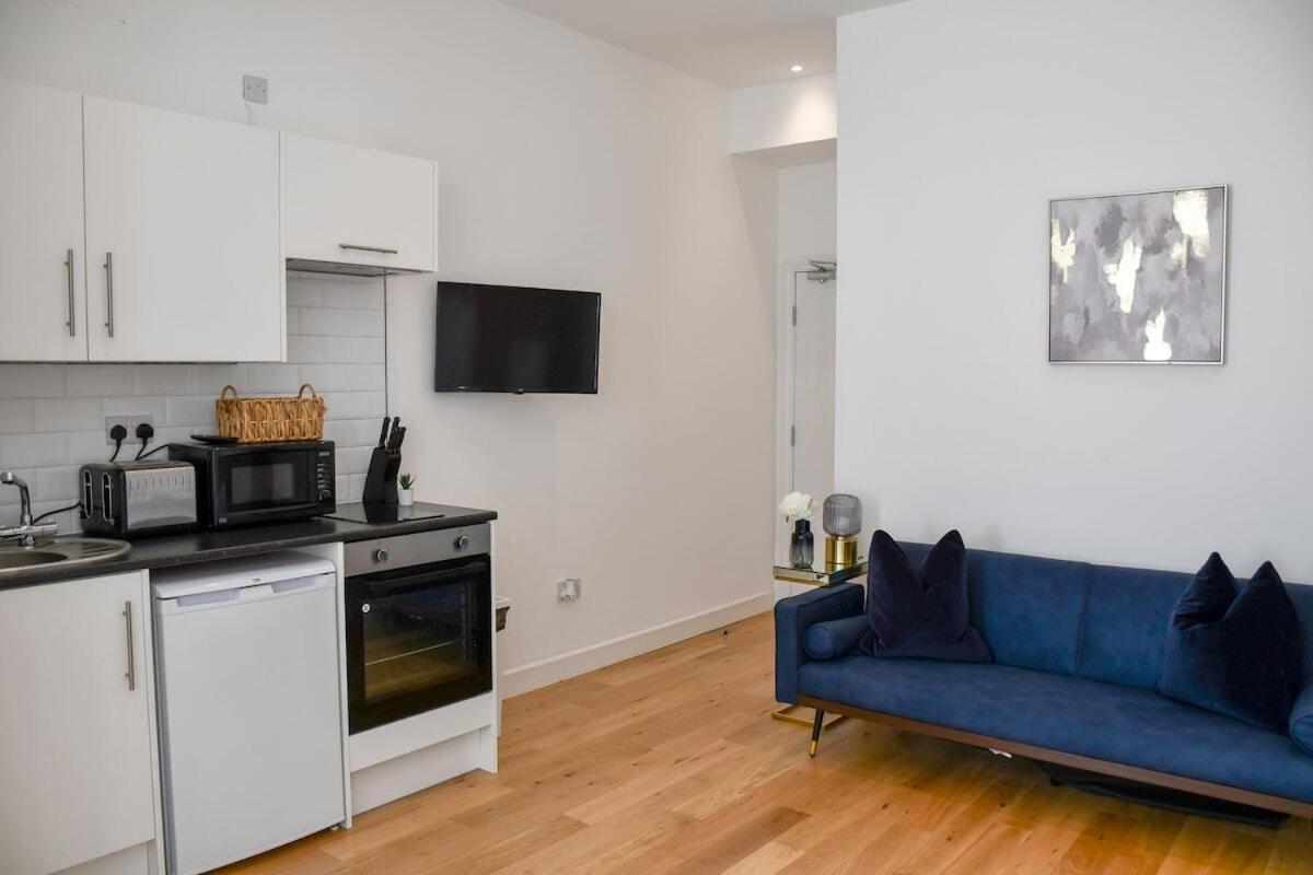 The Double Decker, The Kove, Apartamento